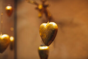 LOVE IN STONE: RINGS THAT TELL DECADES OF PASSION AND HERITAGE