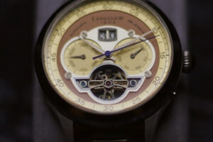 VINTAGE FINDS: TIMEPIECES THAT TELL STORIES ACROSS GENERATIONS