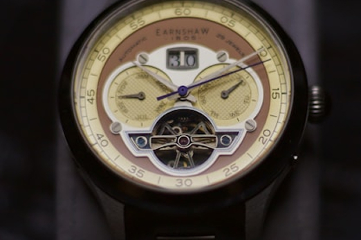 VINTAGE FINDS: TIMEPIECES THAT TELL STORIES ACROSS GENERATIONS